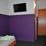 ホステル フリーダム