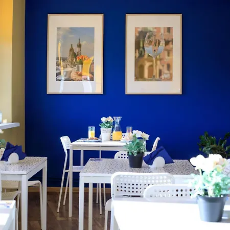 フリーダム ホステル