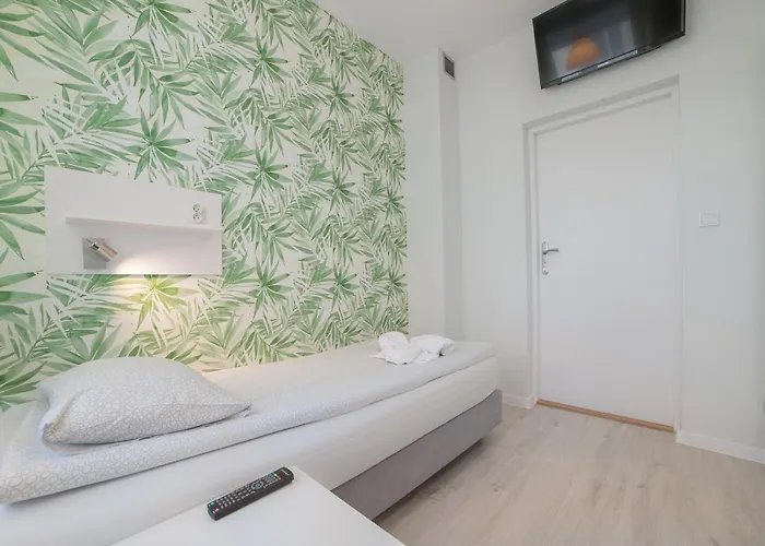 Freedom بيت شباب *