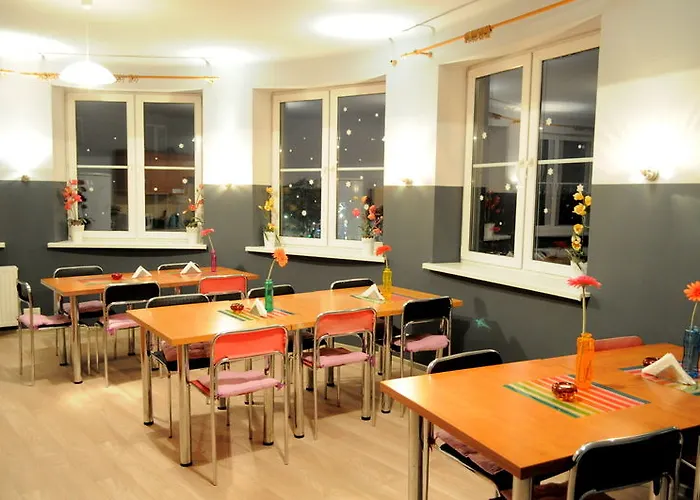 بيت شباب Freedom *